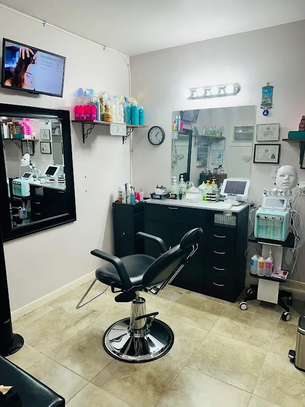 Preety's Threading, Salon & Spa — Beauty salon in Katy